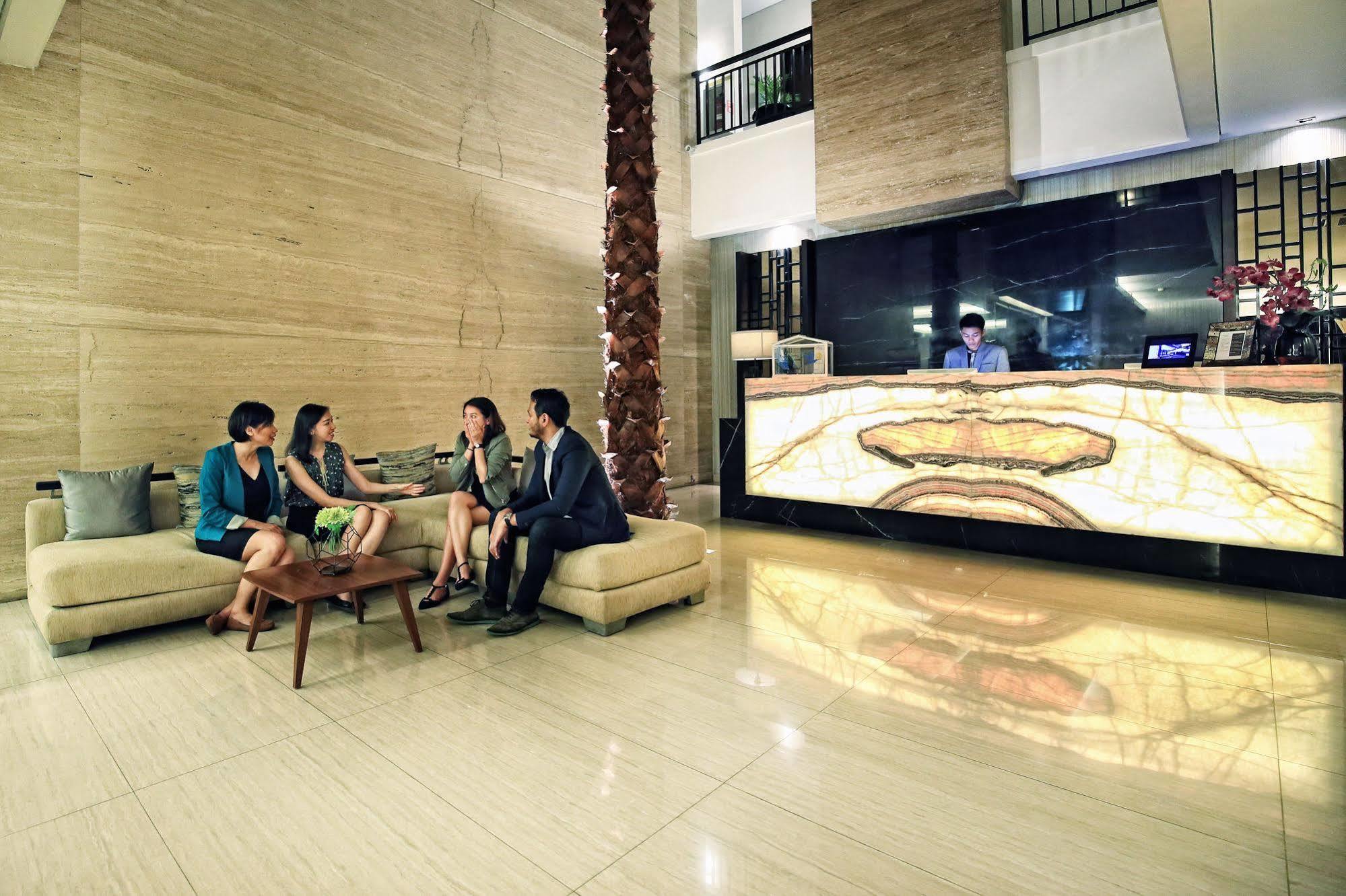 Rasuna Icon Hotel Jacarta Exterior foto