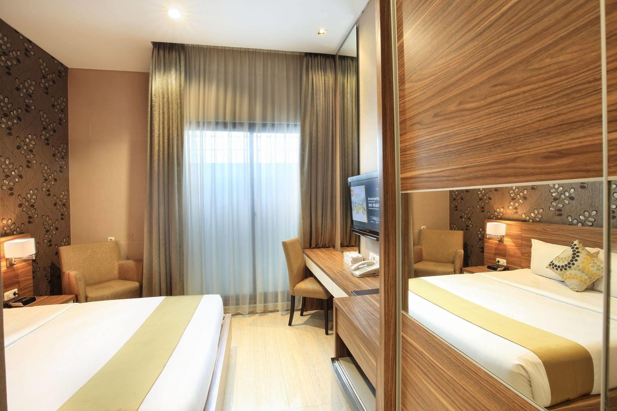 Rasuna Icon Hotel Jacarta Exterior foto