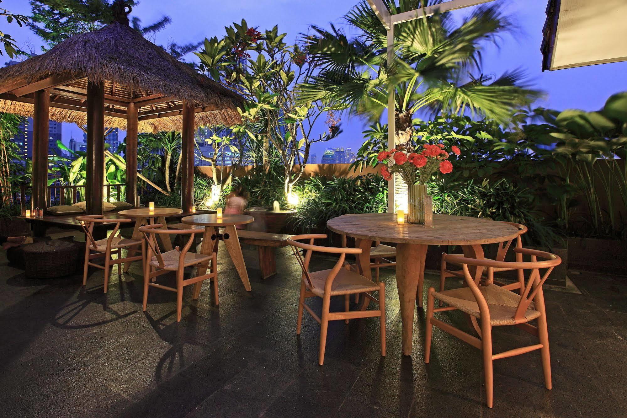 Rasuna Icon Hotel Jacarta Exterior foto
